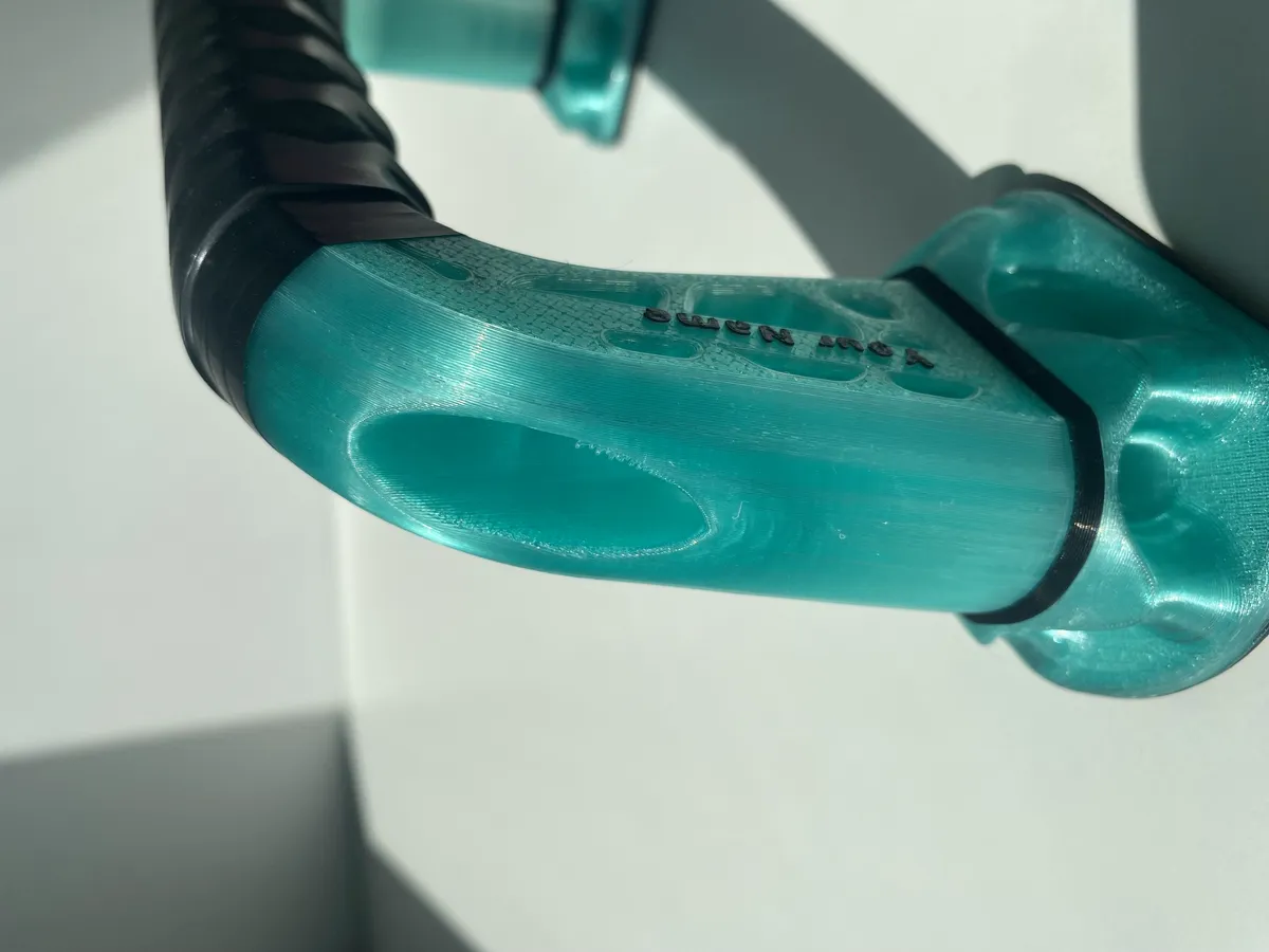 Trap Phone handle detail