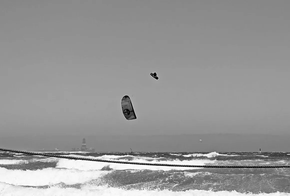 Big air kite loop